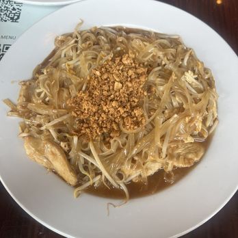 Thai Me Up - Pad Thai, crab Rangoon, Spicy Basil Mung Bean Noodles - Thai Near Me - Pittsburgh, Pennsylvania