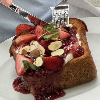 Tatte Bakery & Cafe | Fenway - Bakeries Near Me - Boston, Massachusetts