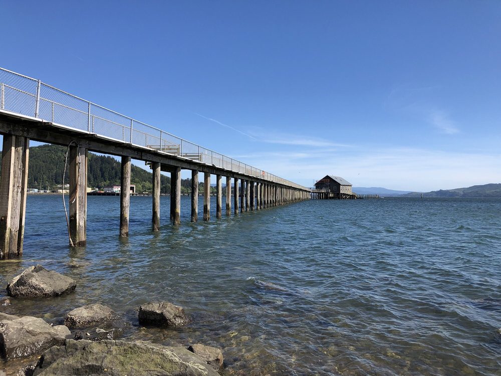 PIER’S END Updated August 2024 22 Photos 1101 Bay Ln, Garibaldi