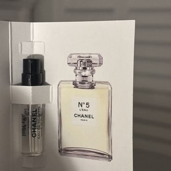 Ulta Beauty - The bottle is not even fully filled up.... - Cosmetics & Beauty Supply Near Me - Estero, Florida