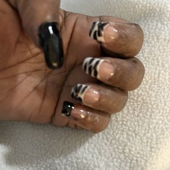 Crystal Beauty - Soft Gel with charger list - Nail Salons Near Me - Arlington, Virginia