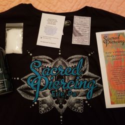 Sacred Piercing - Aftercare kit for nose piercing (shirt is sold separate)