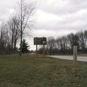 Walnut Woods Metro Park - Entrance. - Parks Near Me - Groveport, Ohio Walnut Woods Metro Park - Entrance. - Parks Near Me - Groveport, Ohio