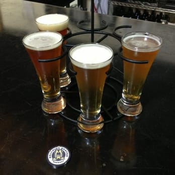 Belching Beaver Pub 980 - Brewpubs Near Me - Vista, California