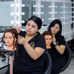 Boss Beauty Makeup Academy - Hands on training