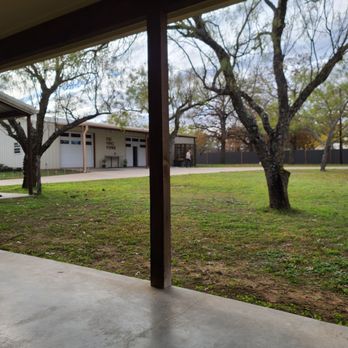 Willow Grove Estate - Guest House Patio looking towards Dining and Wine Hall - Guest Houses Near Me - Fredericksburg, Texas Willow Grove Estate - Guest House Patio looking towards Dining and Wine Hall - Guest Houses Near Me - Fredericksburg, Texas