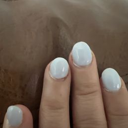 I have never had such a bad gel manicure in my life. I will never go there again. I have never had such a bad gel manicure in my life. I will never go there again.