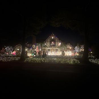 Lilley Hall - Local Flavor Near Me - Toluca, California
