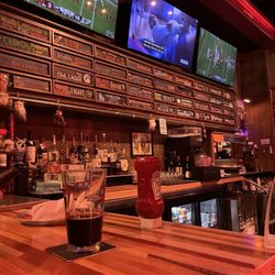M.L.Rose Neighborhood Pub - Craft beer selection