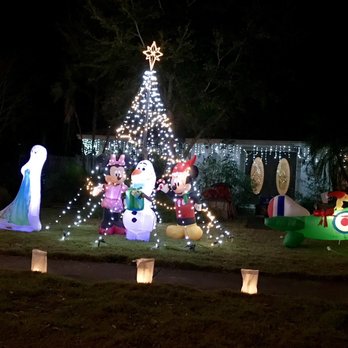 Indian Trails Christmas Lights - Decorations - Local Flavor Near Me - Palm Harbor, Florida Indian Trails Christmas Lights - Decorations - Local Flavor Near Me - Palm Harbor, Florida