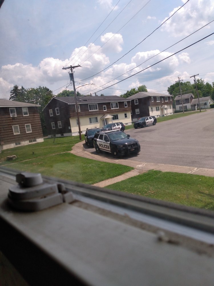 WILLOWBROOK APARTMENTS Updated September 2024 5 Willowbrook Dr