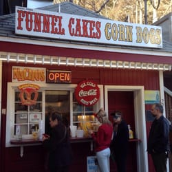 Eureka Springs Funnel Cake Factory - Storefront