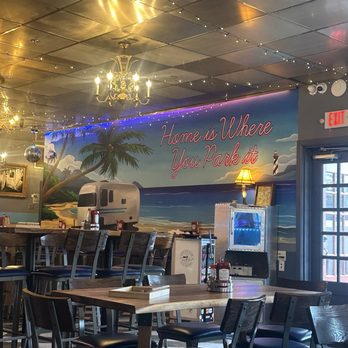 Treylor Park - Saint Augustine - Dining area - Cocktail Bars Near Me - St. Augustine, Florida Treylor Park - Saint Augustine - Dining area - Cocktail Bars Near Me - St. Augustine, Florida