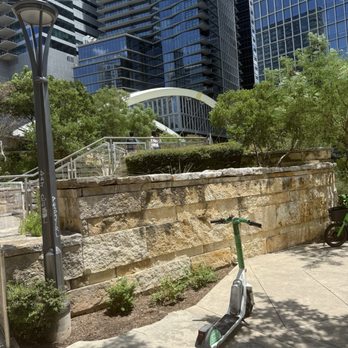 Shoal Creek Walk - Shared Office Spaces Near Me - Austin, Texas Shoal Creek Walk - Shared Office Spaces Near Me - Austin, Texas