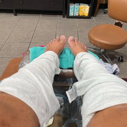 Hawaii Nails & Lashes - Lotion from the spa treatment with hot towels wrapped around my legs