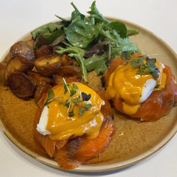 Alchemy - Smoked salmon benny - Breakfast & Brunch Near Me - Richmond Hill, Ontario