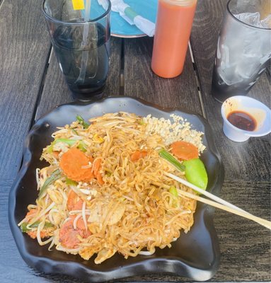 Kitchen 21 Thai & Pho by null