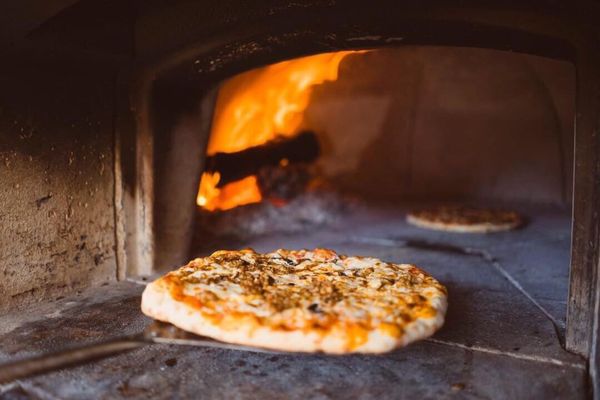 In Pizza We Crust by null