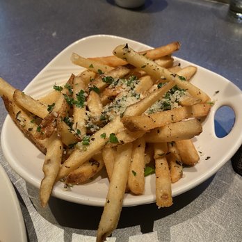 Yard House - Truffle Fries - New American Near Me - Washington, DC, District of Columbia