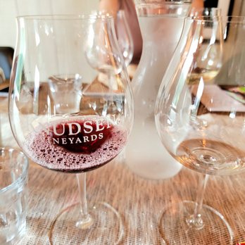 No Whining Wine Tours - Wine Tours Near Me No Whining Wine Tours - Wine Tours Near Me