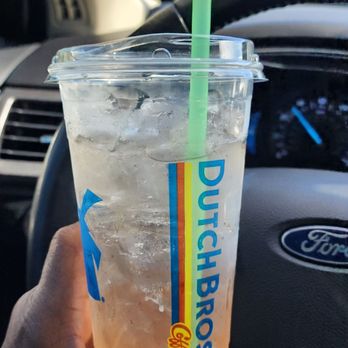 Dutch Bros Coffee - Peach Lemonade - Juice Bars & Smoothies Near Me - Richmond, Texas Dutch Bros Coffee - Peach Lemonade - Juice Bars & Smoothies Near Me - Richmond, Texas