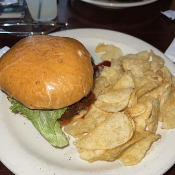 Ryan's Pub - Smoked Gouda Burger - Irish Pub Near Me - Philadelphia, Pennsylvania