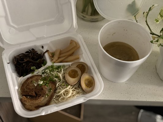 Hachi Ramen by null