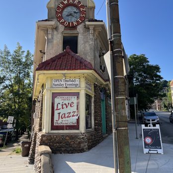 Schwartz's Point Jazz & Acoustic Club