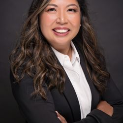 Ceci Portraits Fine Art Photography - Professional Headshot, Female Headshot, Corporate Headshot, woman headshot
