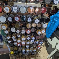 Lee's Shoe Repair Shop - Cream