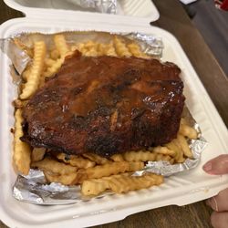 Alfanos Pizza Eatery - BBQ RIBS - Half Slab & Fries