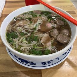 P1. Special Northern Combination Noodle Soup P1. Special Northern Combination Noodle Soup