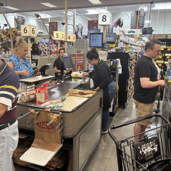 Ralphs - This was the lady in register eight who doesn't care how much she ruined my whole week now that I don't have the money to supply my family - Grocery Near Me - North Hollywood, California
