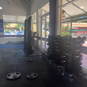 F45 Training - Circuit Training Gyms Near Me - Aventura, Florida