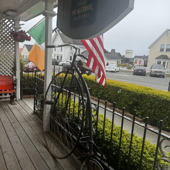 Patterson's Pub - The front porch - American Near Me - Mendocino, California Patterson's Pub - The front porch - American Near Me - Mendocino, California