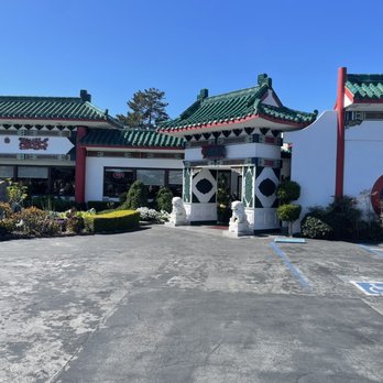 Chef Lee's Mandarin House - Storefront - Chinese Near Me - Monterey, California