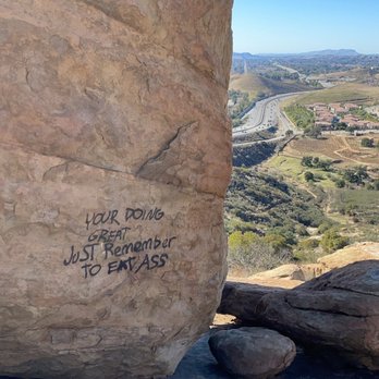 Hummingbird Trail - Lol - Hiking Near Me - Simi Valley, California