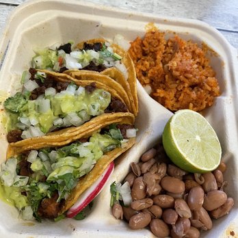 Viva Vegan - Taco plate - Vegan Near Me - Colton, California