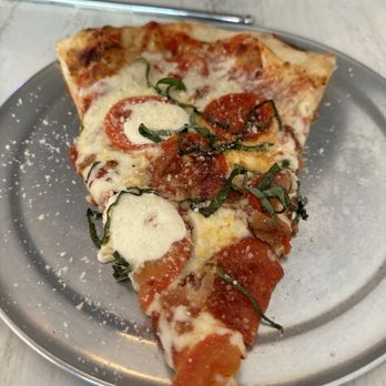 East St Pizzeria - Fresh pizza - Pizza Near Me - Hutto, Texas East St Pizzeria - Fresh pizza - Pizza Near Me - Hutto, Texas