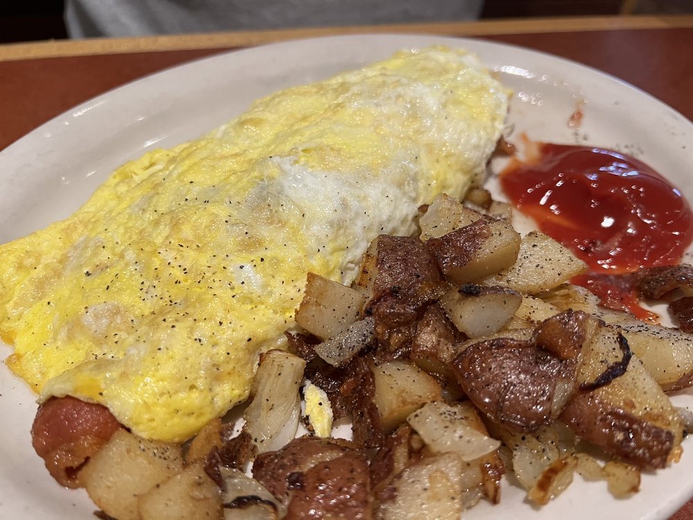 Pierson Family Restaurant Image