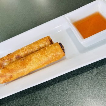 Saigon Bistro - Fried egg rolls, inside is Carrots and pork meat. - Vietnamese Near Me - Fayetteville, North Carolina