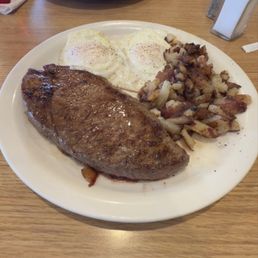 10oz Steak Breakfast w/hotcakes (not pictured) 10oz Steak Breakfast w/hotcakes (not pictured)