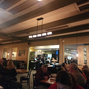 Charlie's Trio - Sports Bars Near Me - Los Angeles, California