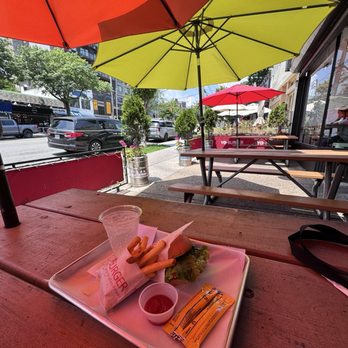 Yo-Burger - Single Cheeseburger, Regular Fries, outdoor dining - Burgers Near Me - Bronx, New York