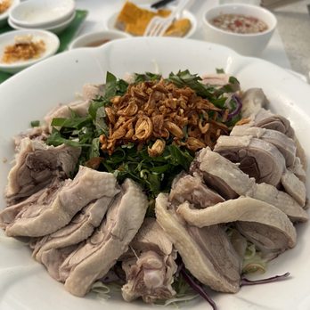 Vit Dong Que - Large Duck Salad. The duck was very moist and tender. I also didn't know fish sauce could go so well with duck. Highly recommend! - Vietnamese Near Me - San Jose, California Vit Dong Que - Large Duck Salad. The duck was very moist and tender. I also didn't know fish sauce could go so well with duck. Highly recommend! - Vietnamese Near Me - San Jose, California