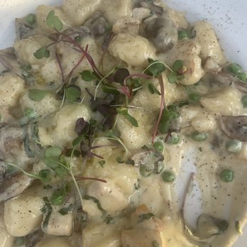 Beatniks Bistro - Gnocchi in cream sauce with chicken and herbs. - Bistros Near Me - Langley, British Columbia