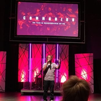 Central Christian Church - Worship leader who returned to lead for this particular Sunday - Churches Near Me - Beloit, Wisconsin Central Christian Church - Worship leader who returned to lead for this particular Sunday - Churches Near Me - Beloit, Wisconsin