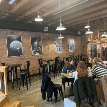 The Moon Cafe & Bakery - Seating area - Breakfast & Brunch Near Me - Lincoln, New Hampshire The Moon Cafe & Bakery - Seating area - Breakfast & Brunch Near Me - Lincoln, New Hampshire