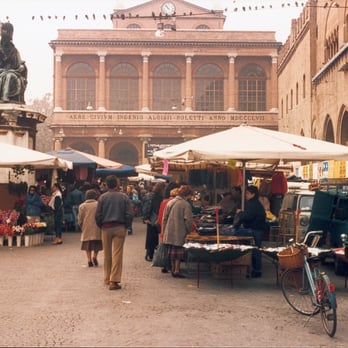 Piazza Cavour - Piazza Cavour, Rimini - Public Plazas Near Me