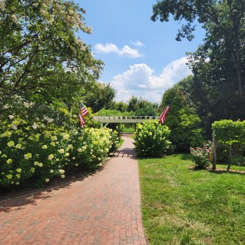 Veritas Vineyard & Winery - Entrance walkway - Wineries Near Me - Afton, Virginia Veritas Vineyard & Winery - Entrance walkway - Wineries Near Me - Afton, Virginia